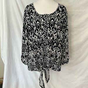 New Directions Black and White Button Up Blouse with Front Tie Sz 2X